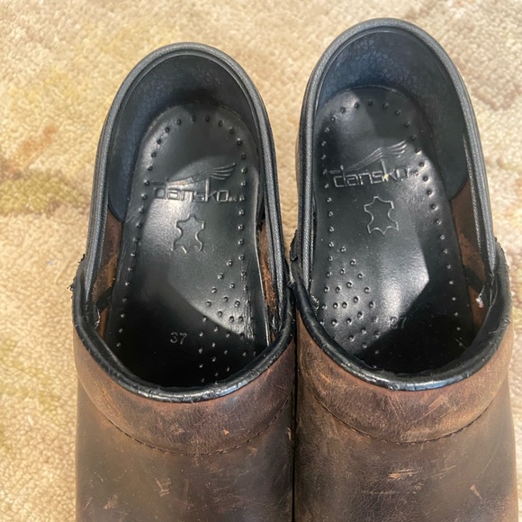 Dansko Clog Brown 37 - Picture 3 of 5